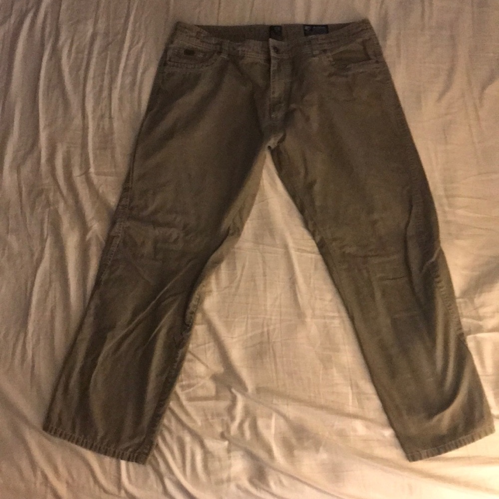 Kuhl Chinos
